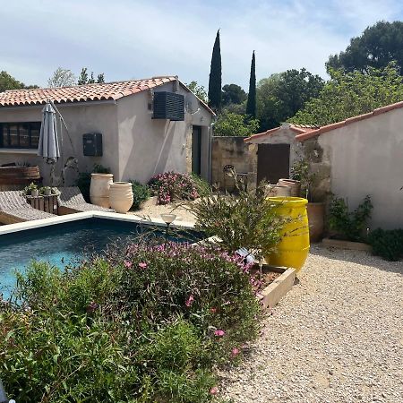 Studio Dans Les Alpilles Apartamento Fontvieille Exterior foto