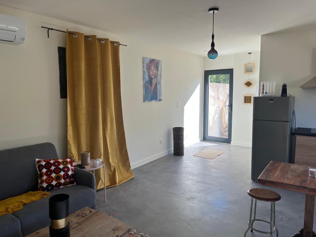 Studio Dans Les Alpilles Apartamento Fontvieille Exterior foto