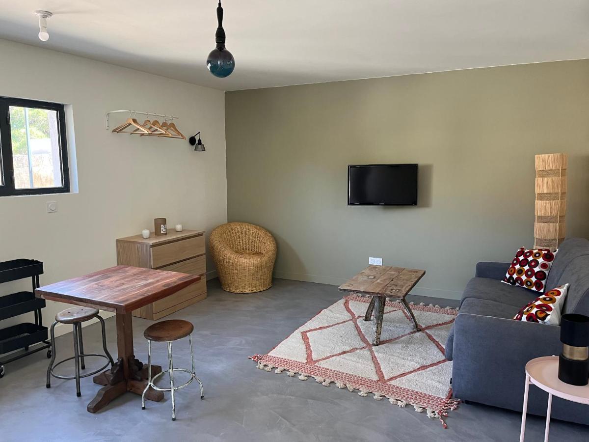 Studio Dans Les Alpilles Apartamento Fontvieille Exterior foto