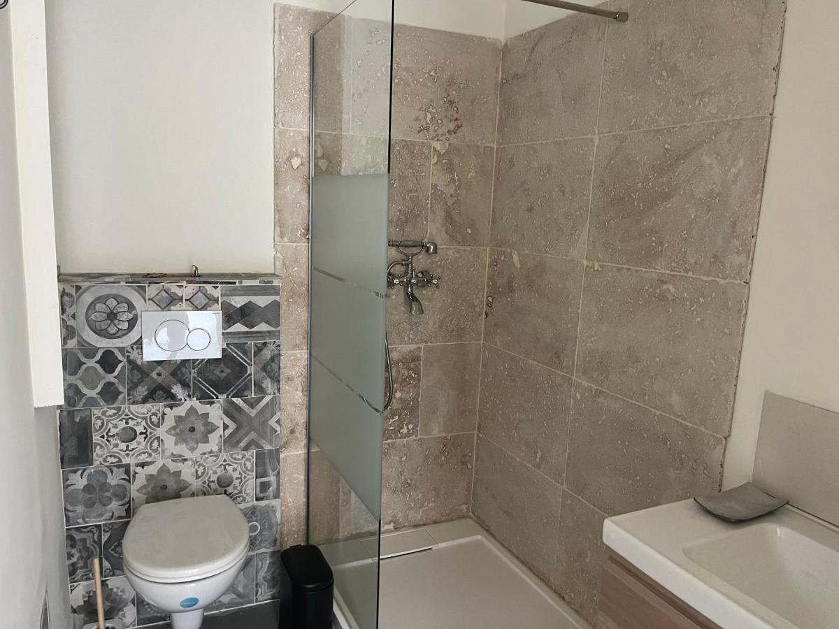 Studio Dans Les Alpilles Apartamento Fontvieille Exterior foto
