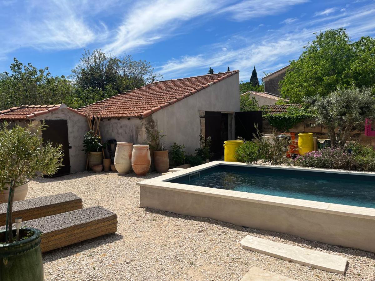 Studio Dans Les Alpilles Apartamento Fontvieille Exterior foto